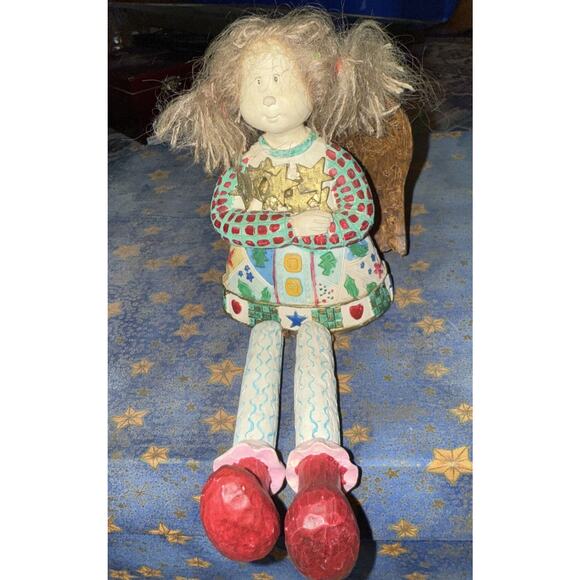 Russ The Christmas Sampler Angel Figurine 13943 - Picture 3 of 5